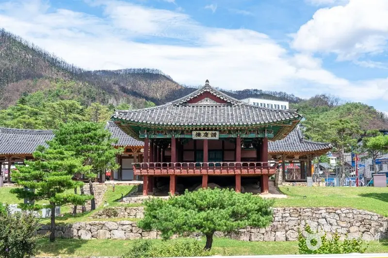 찬경루