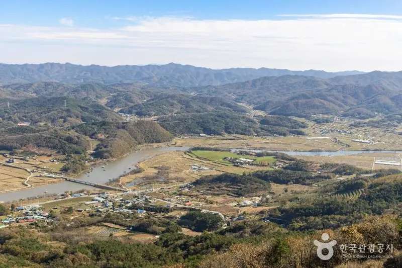 礼山 臨存城