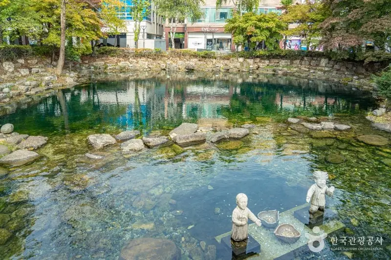 黃池蓮池