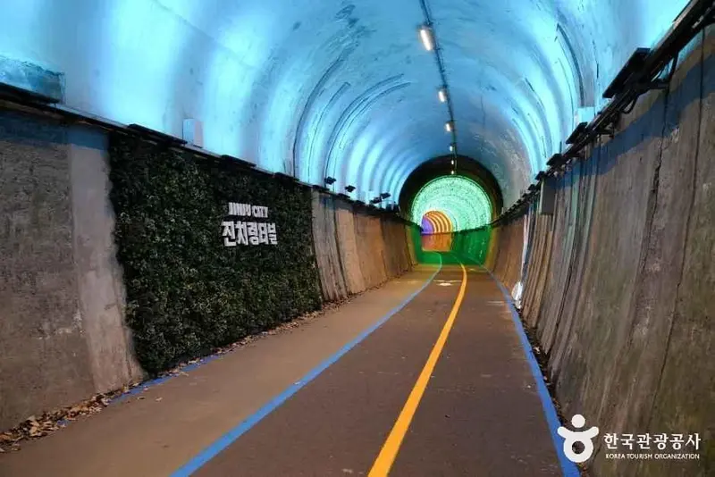 晋雉岭隧道