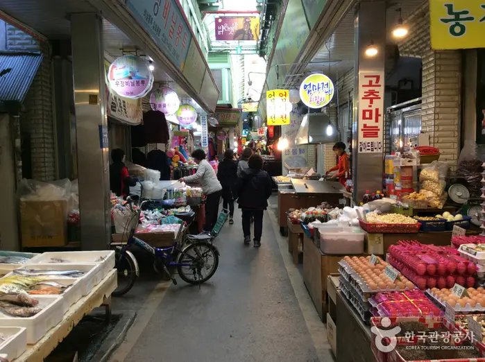 Gwangmyeong Traditional Market