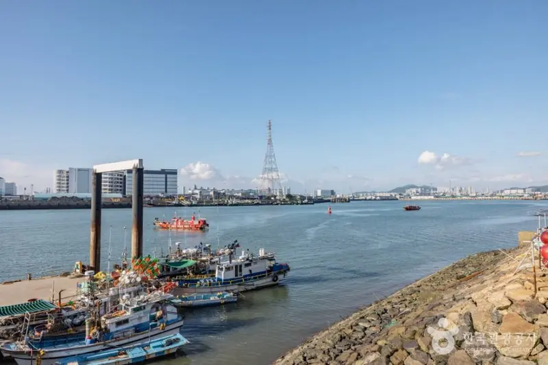 Manseok Wharf