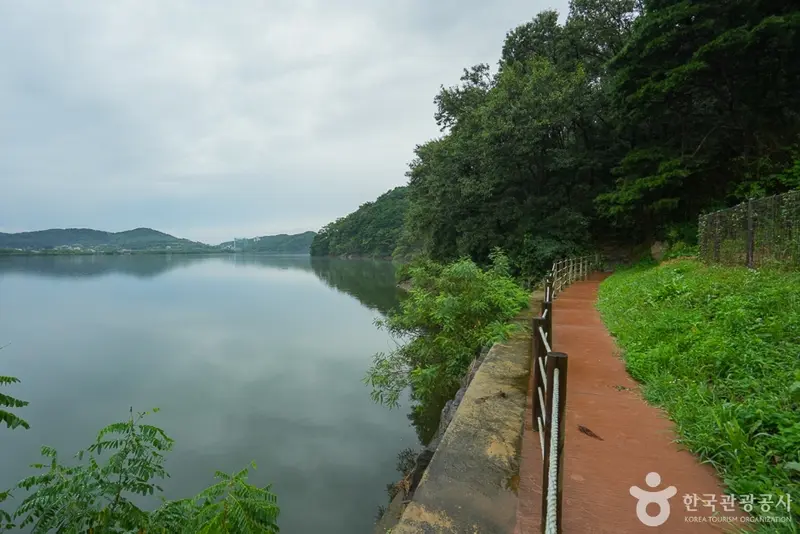 清川湖周回路