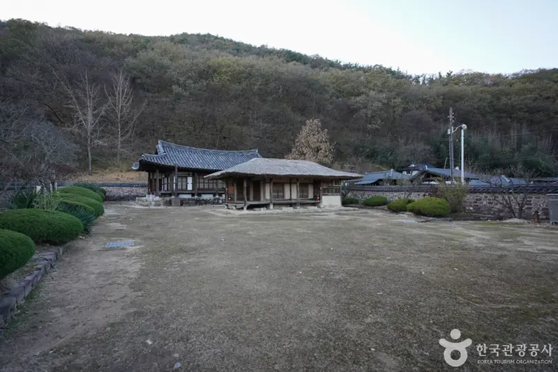 白山安熙济故居