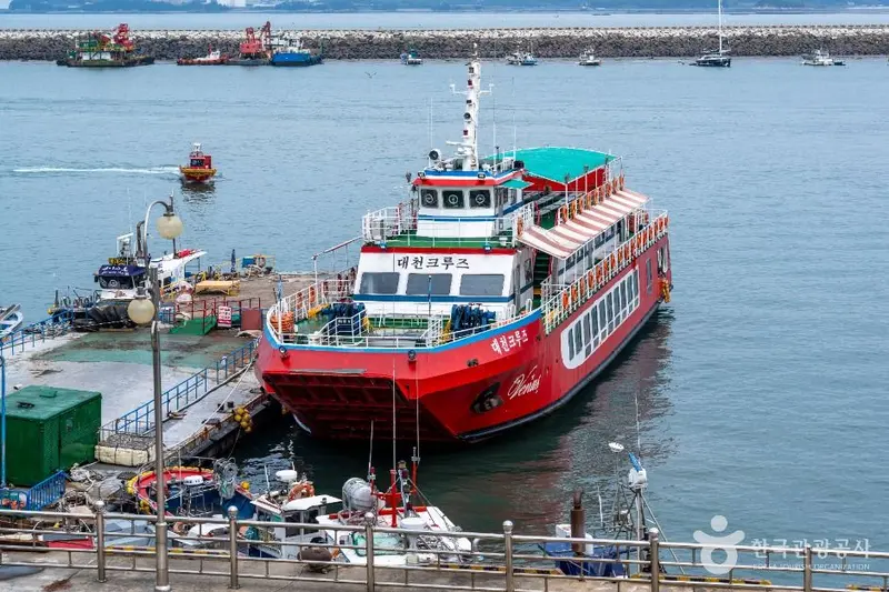 Daecheon Port Cruise