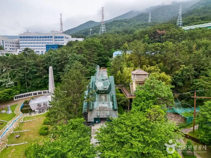 포로수용소유적박물관