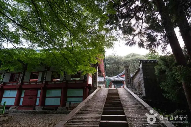 龍華寺(統營)