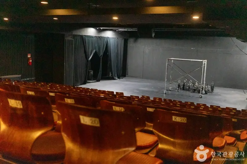 Hanseong Art Hall