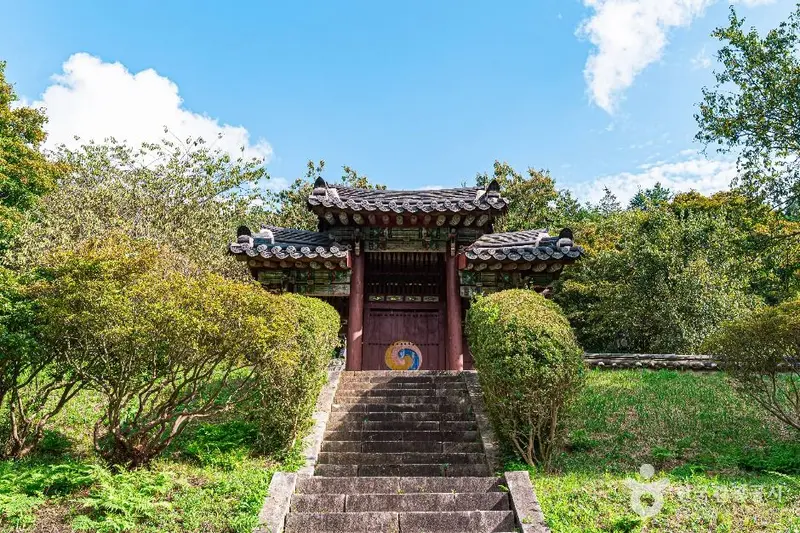 Chunggyeong Temple (Jeonju)