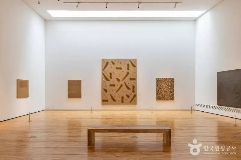 Jeju Provincial Kim Chang-yeol Art Museum